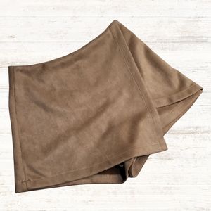 Luxxel Tan Skort